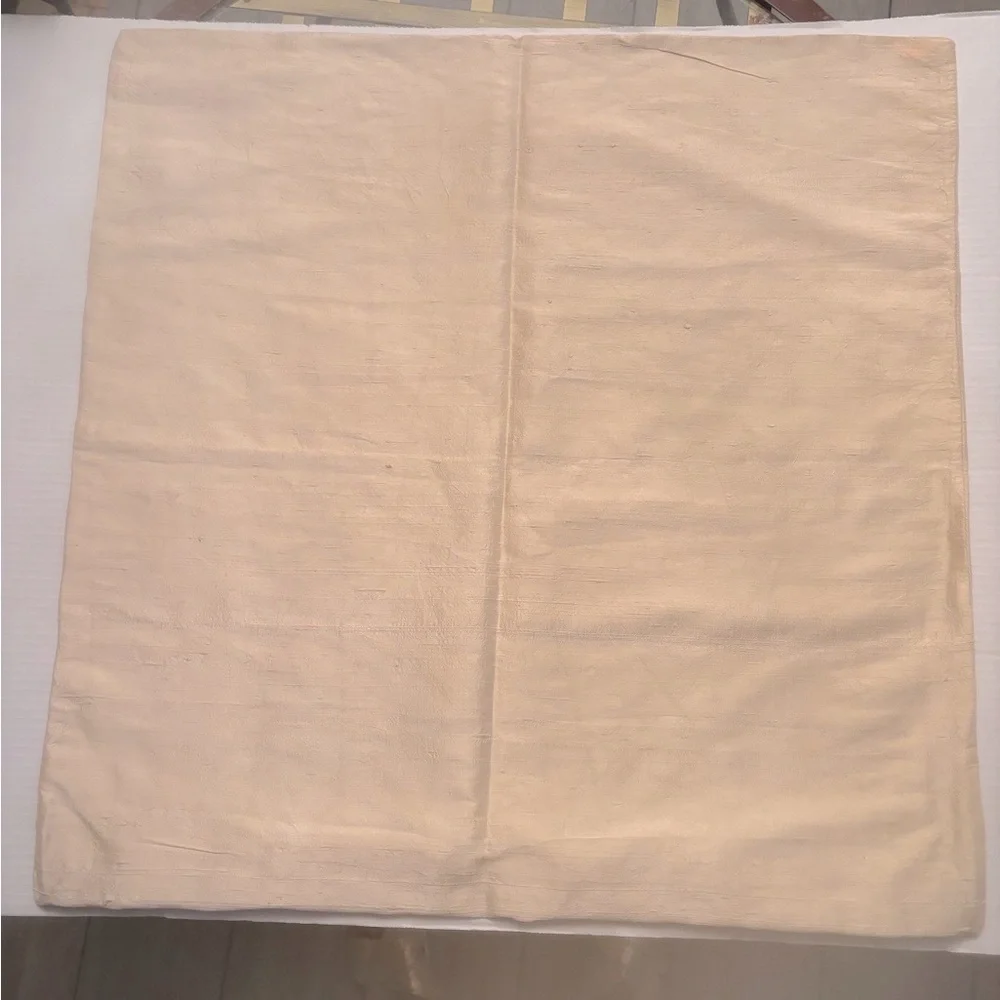 ANN GISH French Knot Charmeuse 100% Silk Throw Pillow Set Tan gold Luxury Square